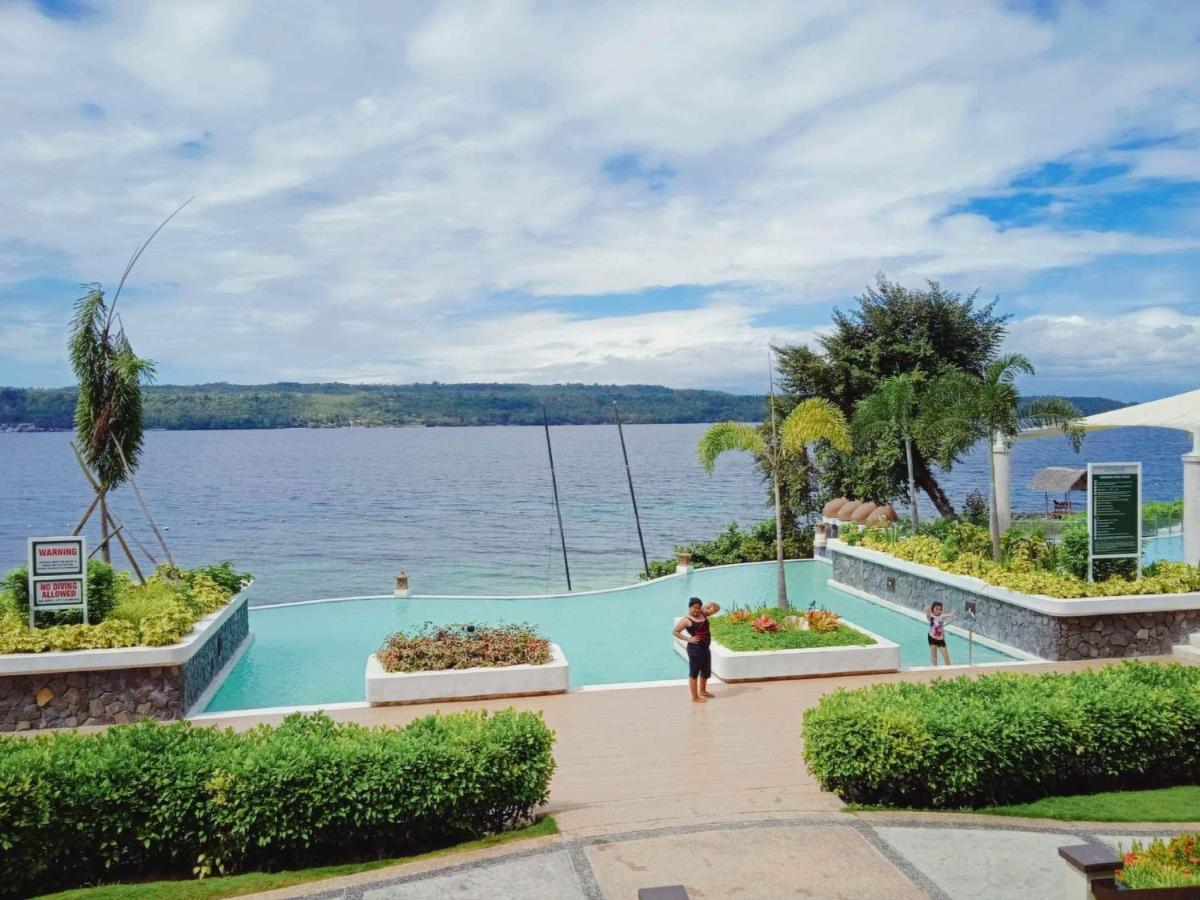 Kembali Condo Resort With Sea View Davao Exterior photo